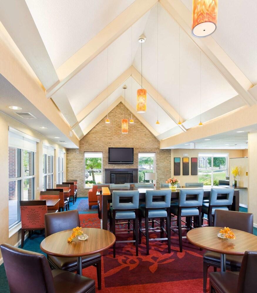 Residence Inn by Marriott Cedar Rapids Exteriör bild