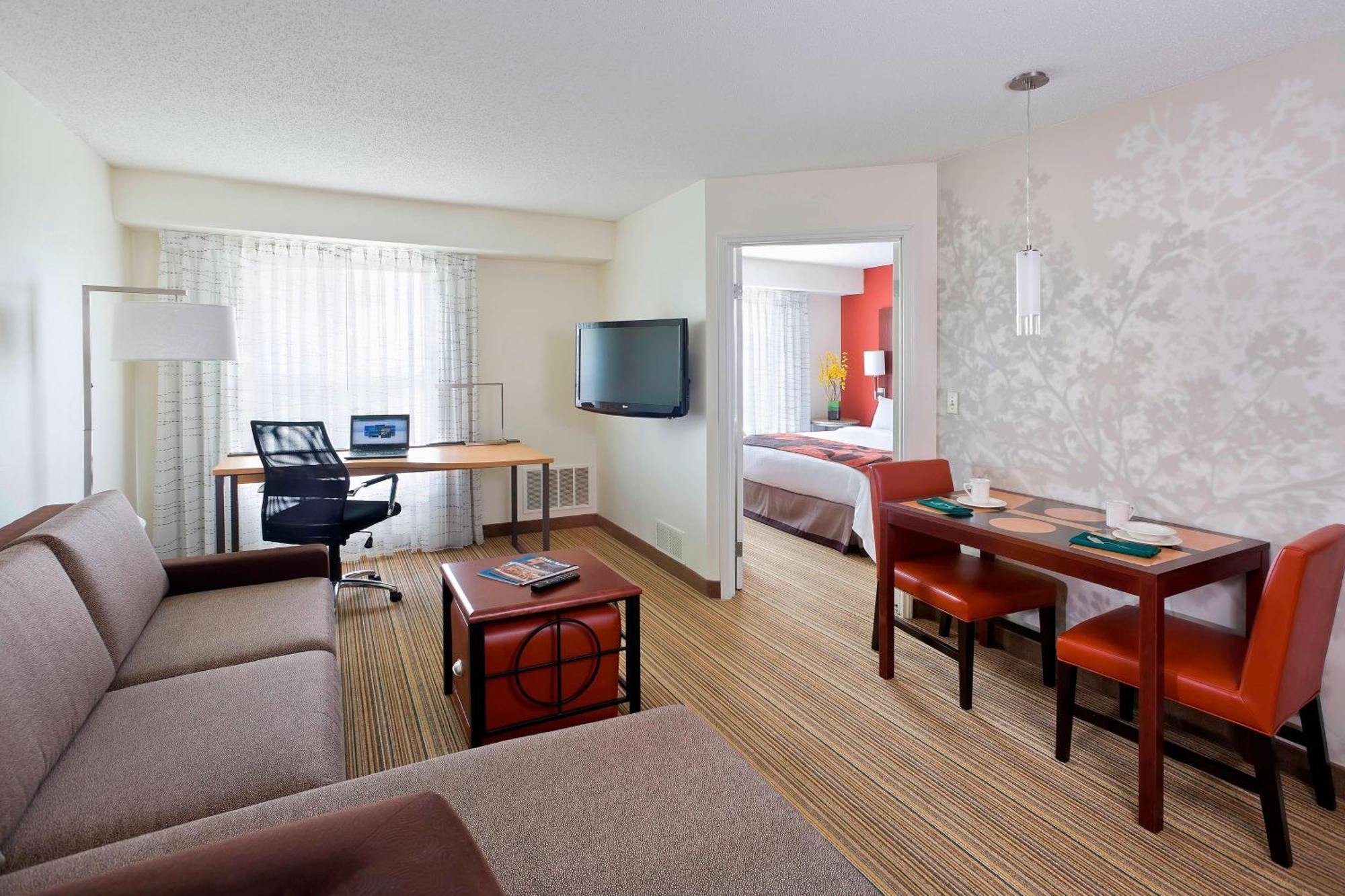 Residence Inn by Marriott Cedar Rapids Exteriör bild