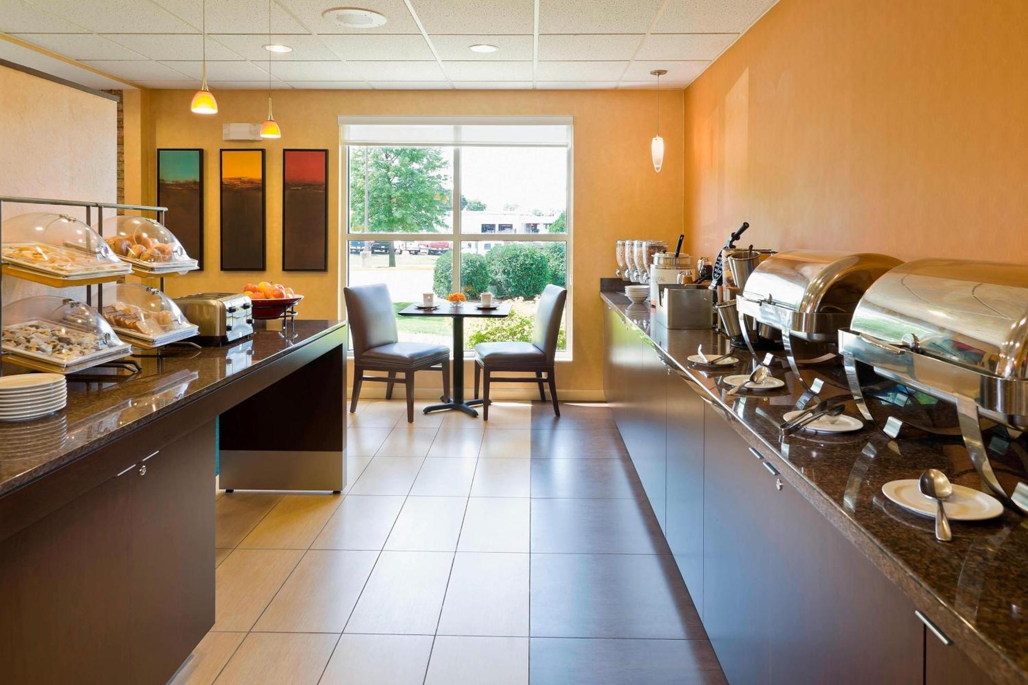 Residence Inn by Marriott Cedar Rapids Exteriör bild
